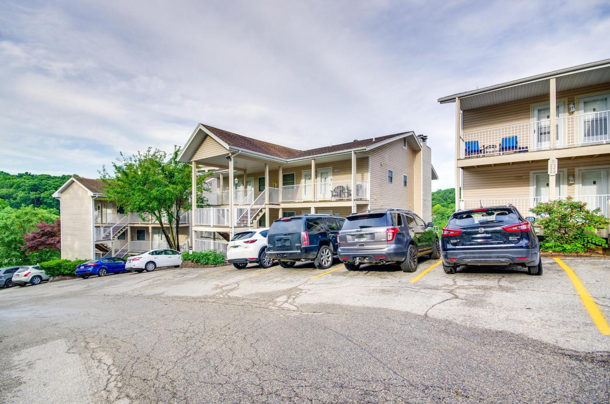 Cozy Lake Ozark Condo Rental With Grill, Pool Access Buitenkant foto